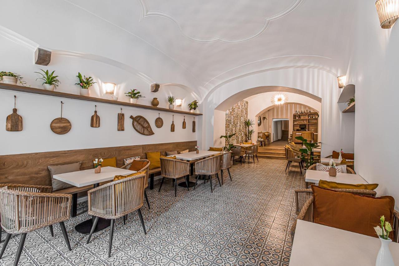 Apartmany Kolegium Presov Luaran gambar