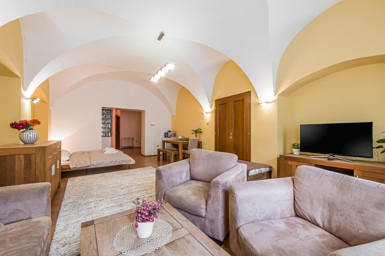 Apartmany Kolegium Presov Luaran gambar
